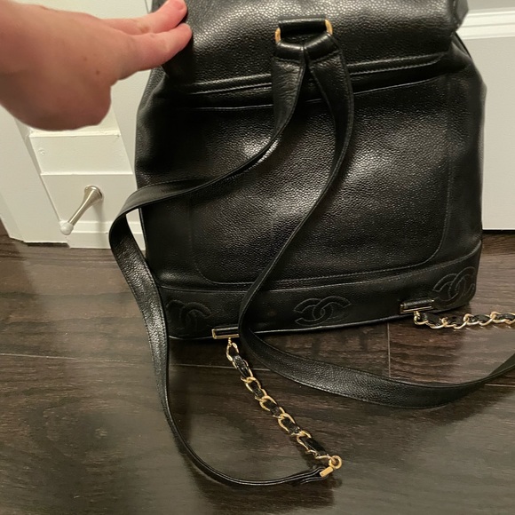 Chanel Vintage Black Caviar CC backpack - Picture 3 of 4